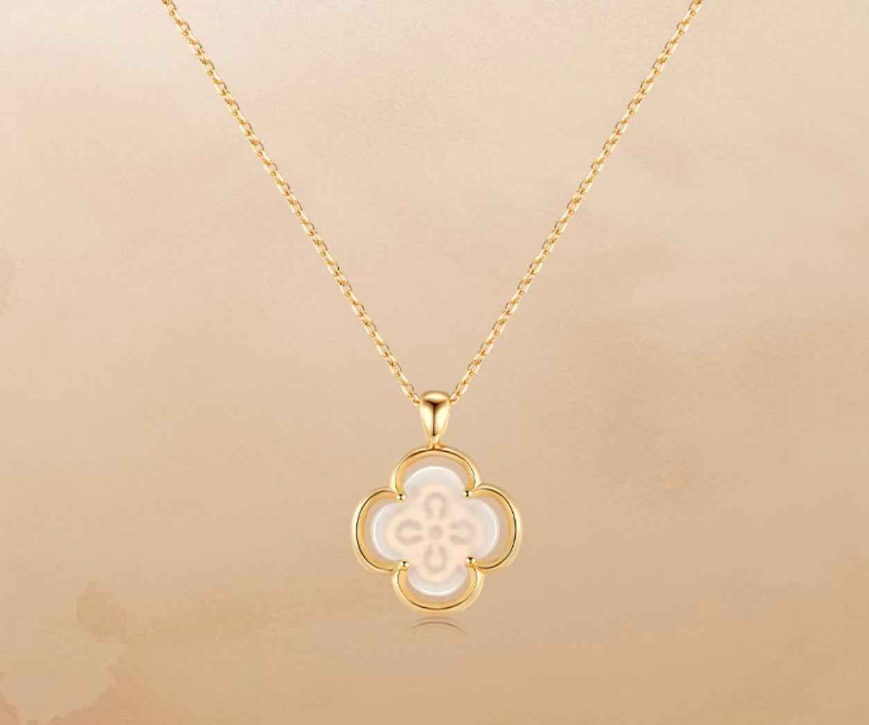 Fields of Summer Clover Silver Necklace