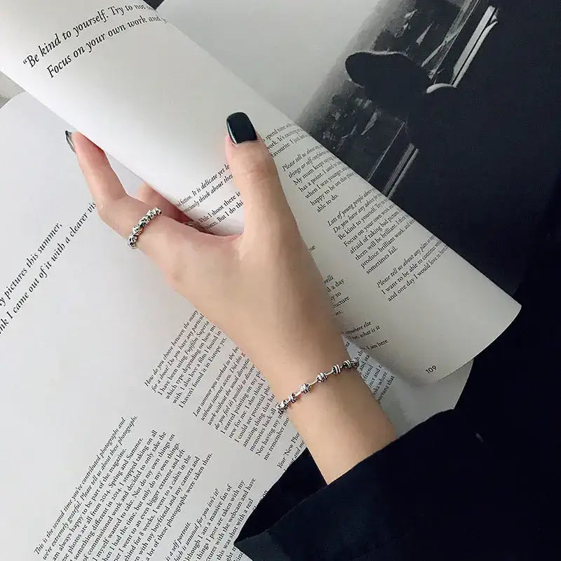 SELENE'S MINIMALIST SILVER BRACELET - OPHRASTUDIO