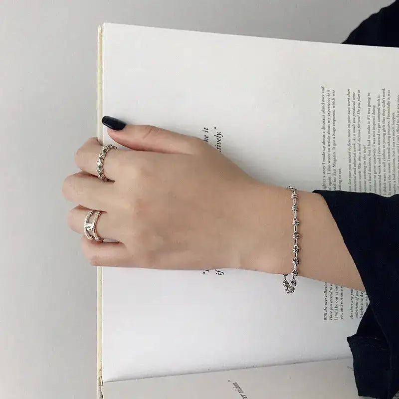 SELENE'S MINIMALIST SILVER BRACELET - OPHRASTUDIO