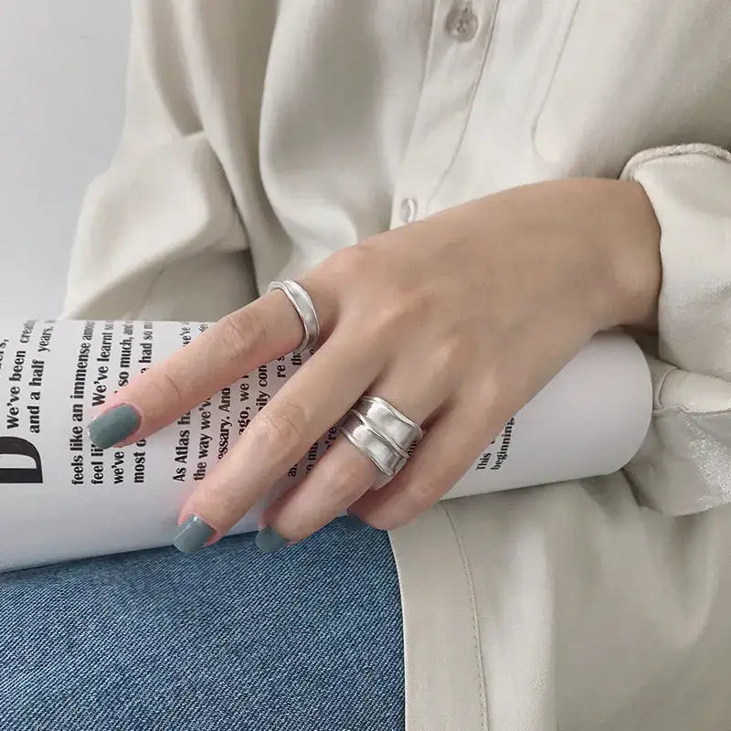 ATHENA'S MATTE BRUSHED SILVER RING - OPHRASTUDIO
