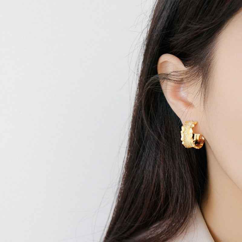 Wavy Sand Silver Hoop Earrings