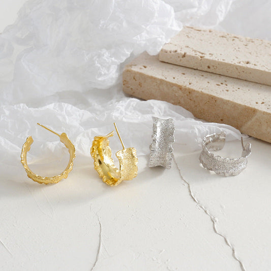 Wavy Sand Silver Hoop Earrings