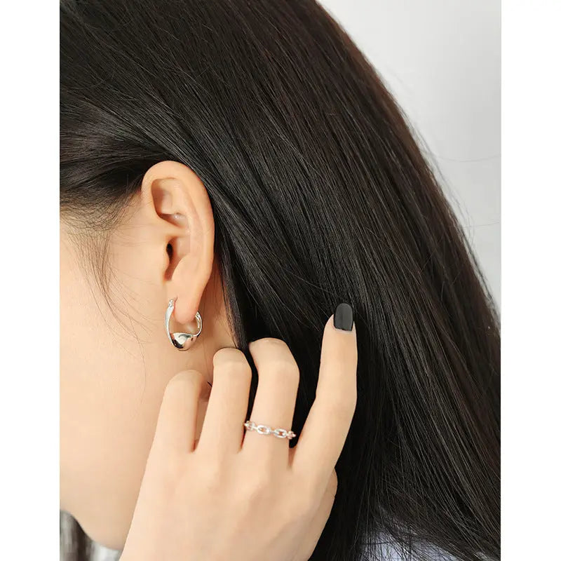 TWISTED SILVER EARRINGS - OPHRASTUDIO