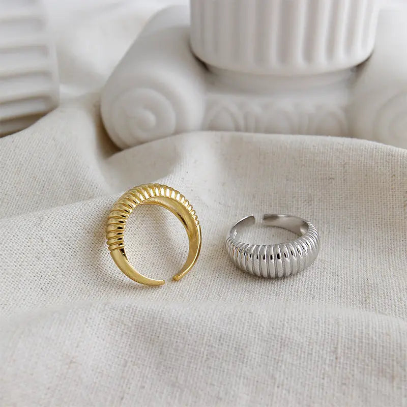 ETERNAL TWIRL RING - OPHRASTUDIO