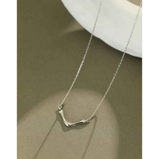 Elegant V-Letter Collarbone Silver Pendant Necklace