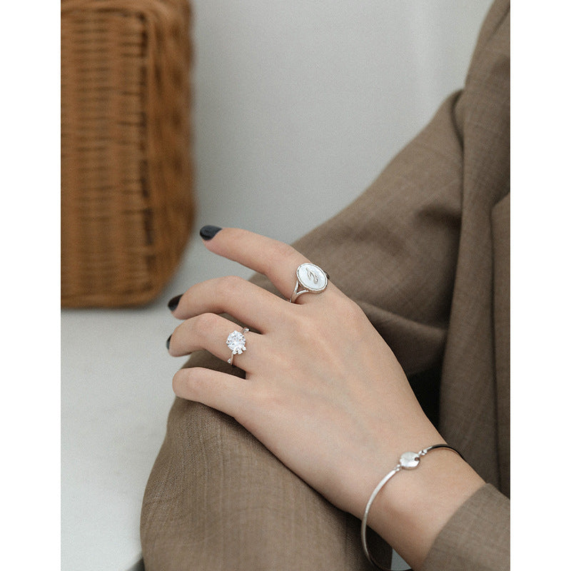 TULIP OVAL SHELL SILVER RING - OPHRASTUDIO