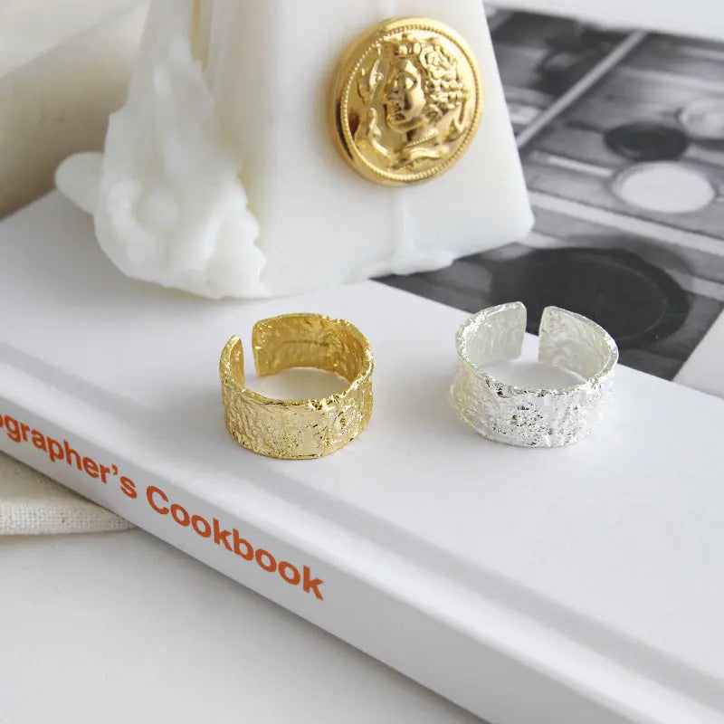 ISOLDE'S FOIL WIDE-FACED SILVER RING - OPHRASTUDIO