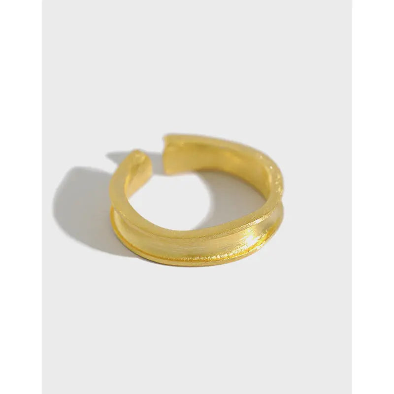 ATHENA'S MATTE BRUSHED SILVER RING - OPHRASTUDIO