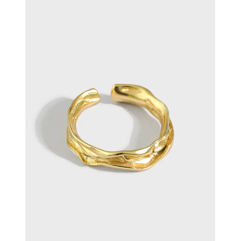 ELARA'S PLEATED TEXTURE SILVER RING - OPHRASTUDIO