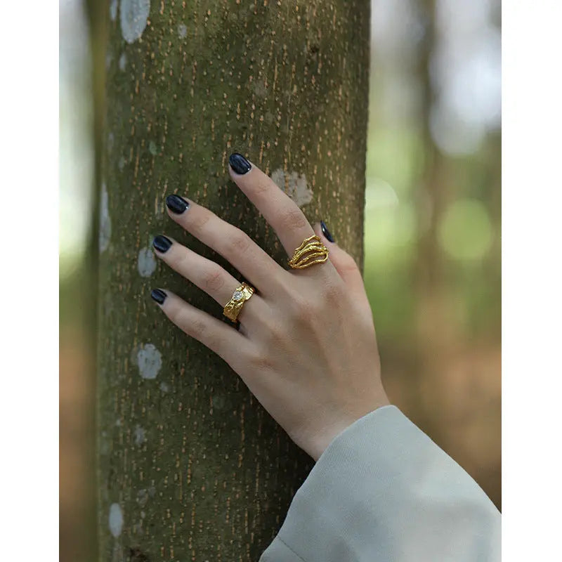 SELENE'S SINGLE ZIRCON SILVER RING - OPHRASTUDIO