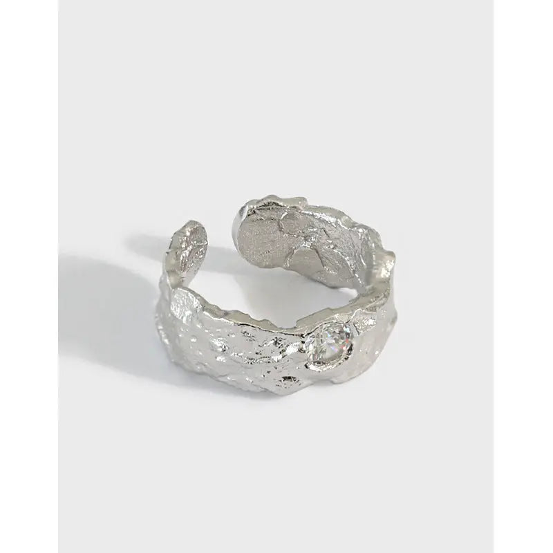 SELENE'S SINGLE ZIRCON SILVER RING - OPHRASTUDIO