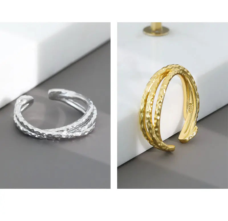 AURORA'S CROSS TEXTURE SILVER RING - OPHRASTUDIO