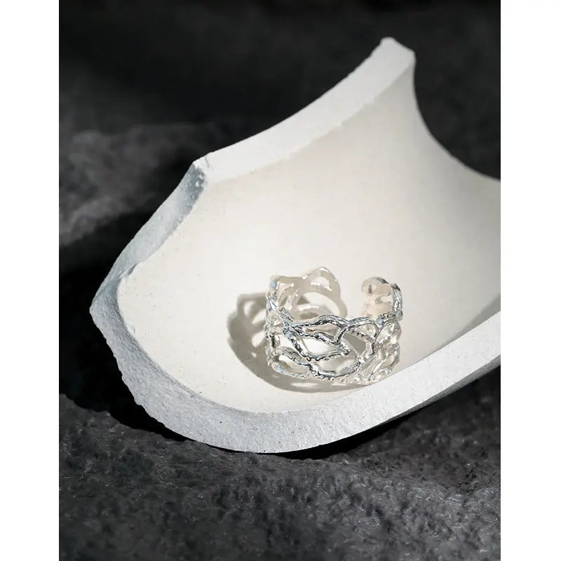 ARBOR'S IRREGULAR BRANCH SILVER RING - OPHRASTUDIO