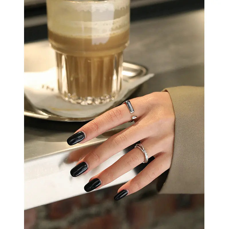 AURORA'S CROSS TEXTURE SILVER RING - OPHRASTUDIO