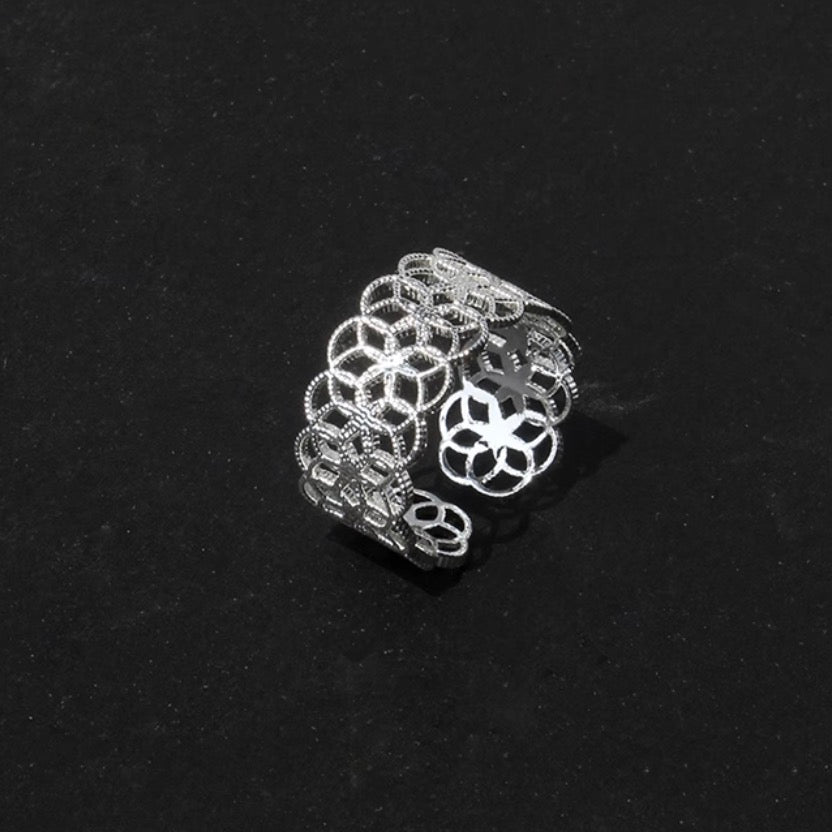 French Embroidered Lace Hollow Vintage Ring OPHRASTUDIO
