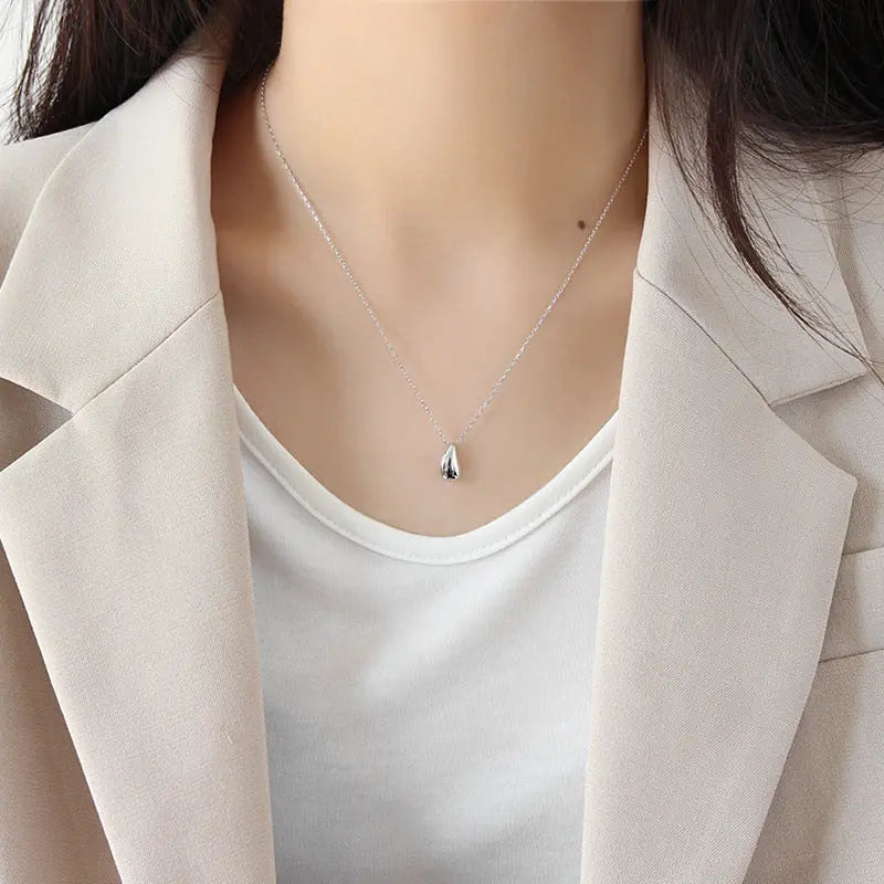 WATER DROP PENDANT NECKLACE - OPHRASTUDIO