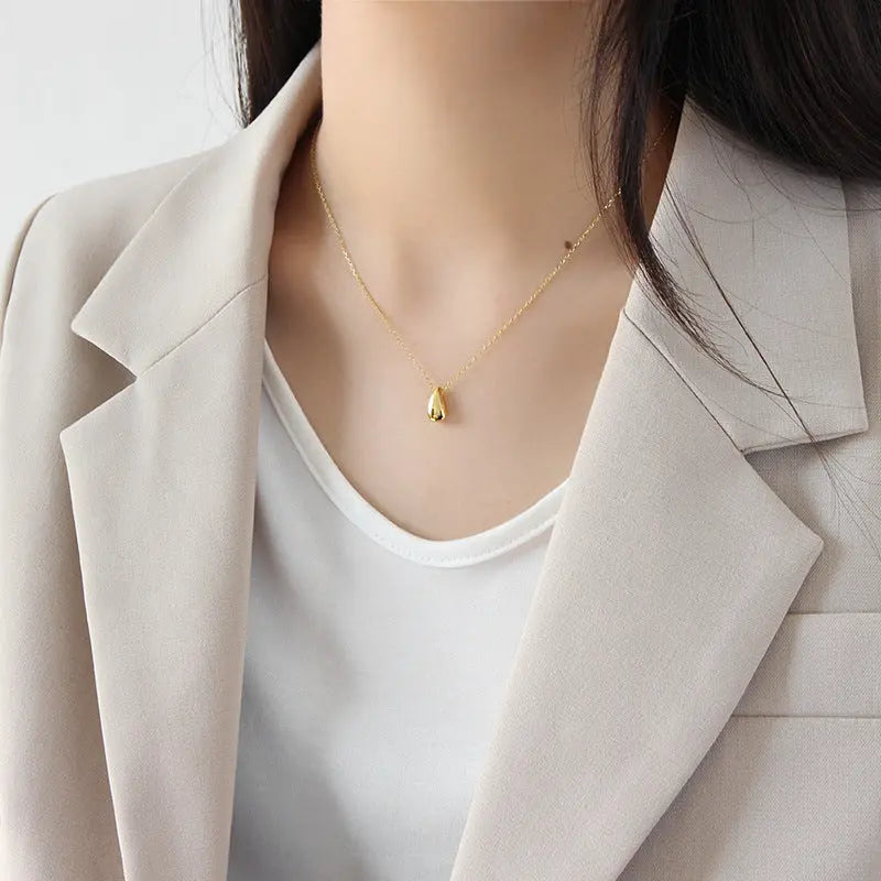 WATER DROP PENDANT NECKLACE - OPHRASTUDIO