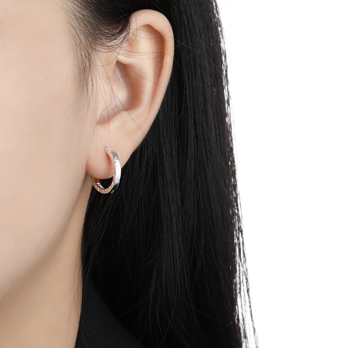 Matte Texture Hoop Earrings OPHRASTUDIO