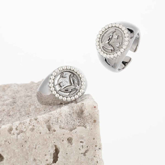 Diamond Fishtail Luxury Silver Signet Ring
