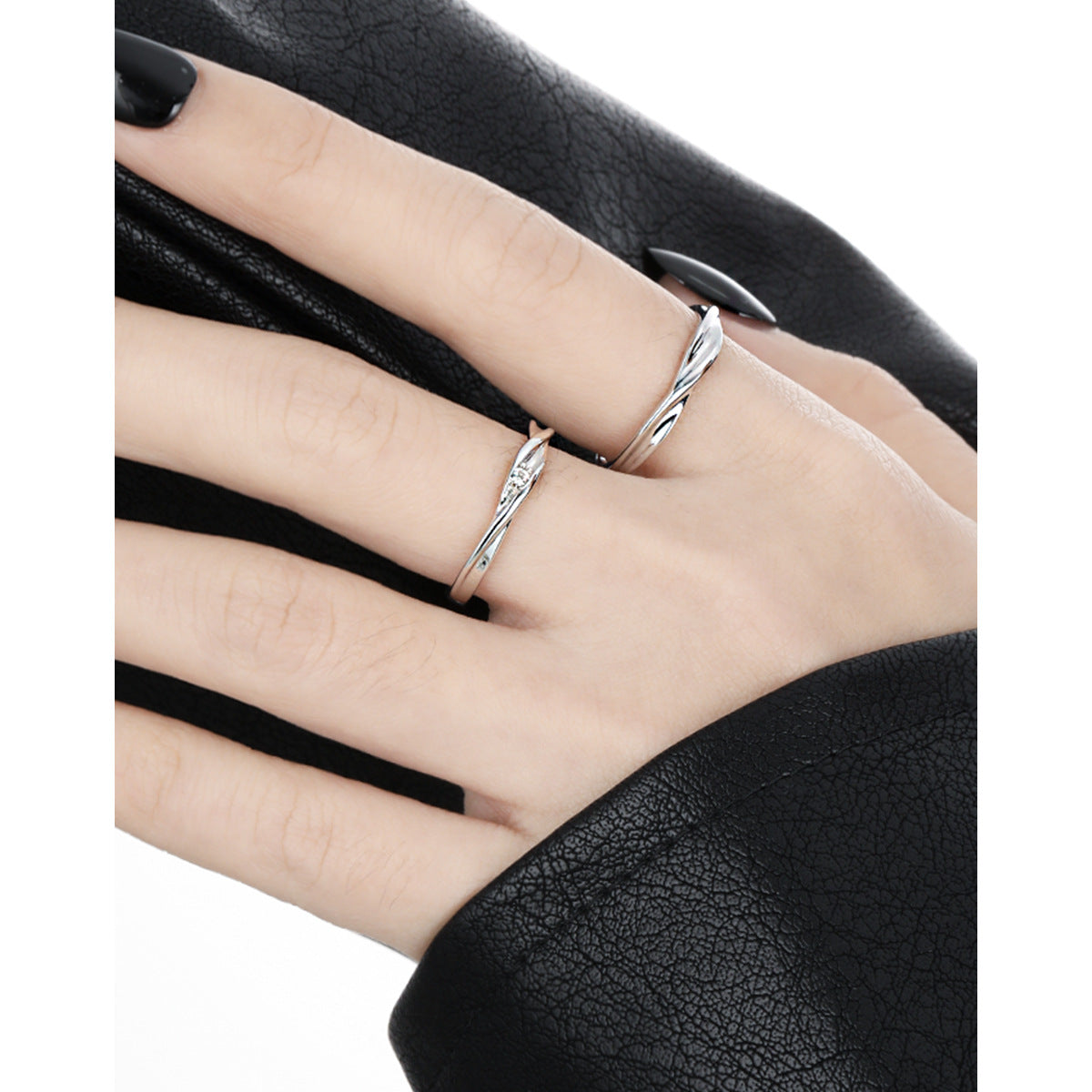 TRISTAN AND ISOLDE COUPLE SILVER RING OPHRASTUDIO