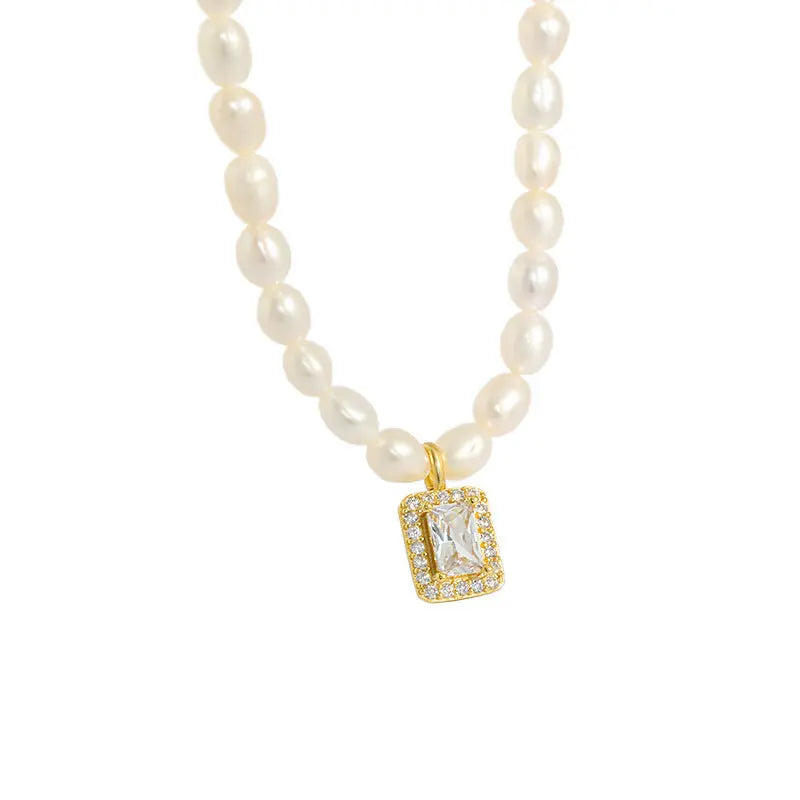 Temperament Silver Pearl Necklace