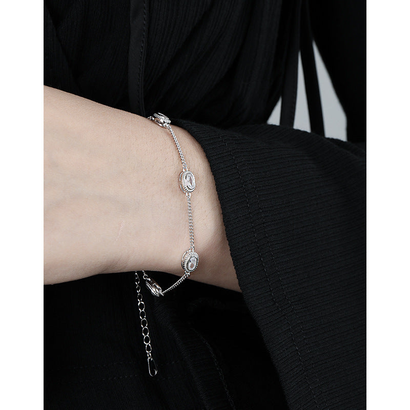 Geometric Oval Zircon-Set Silver Chain Bracelet