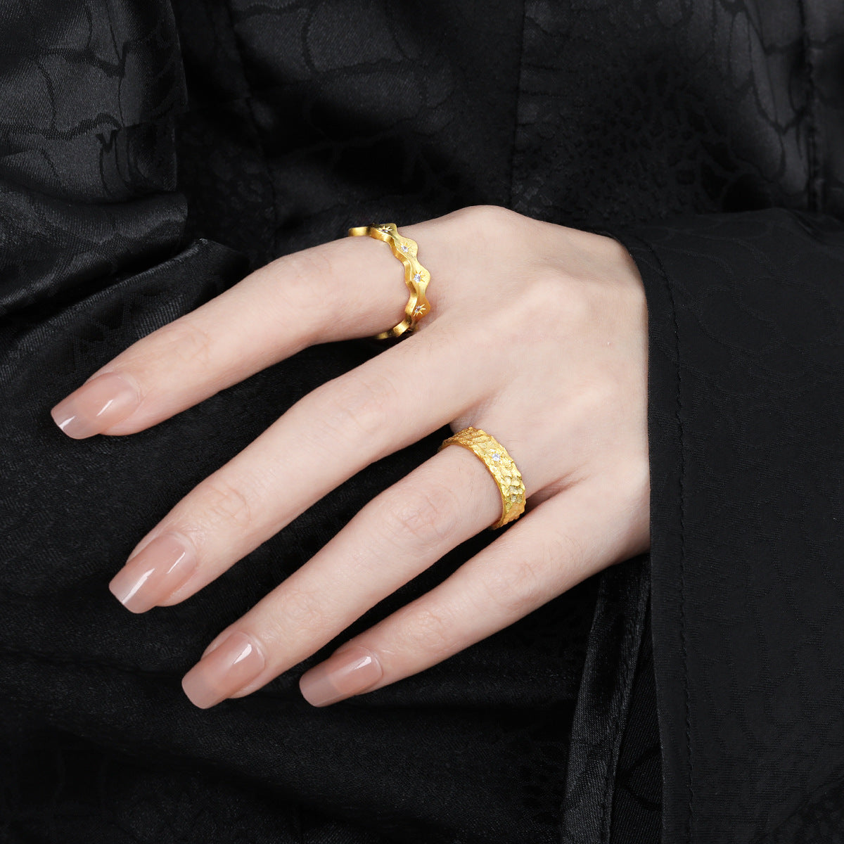 WAVE EDGE BRUSHED ZIRCON SILVER RING - OPHRASTUDIO