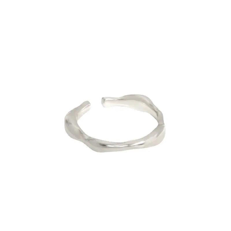 MORGANA'S RETRO HAMMERED TEXTURE SILVER RING - OPHRASTUDIO