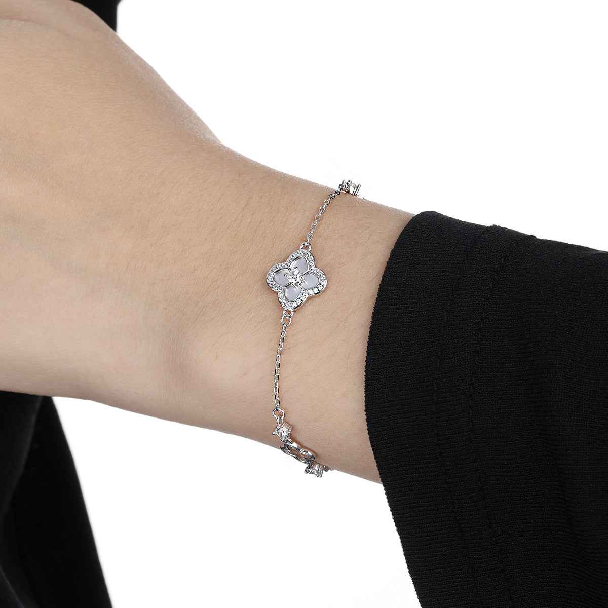 Mother-of-Pearl Clover Silver Bracelet