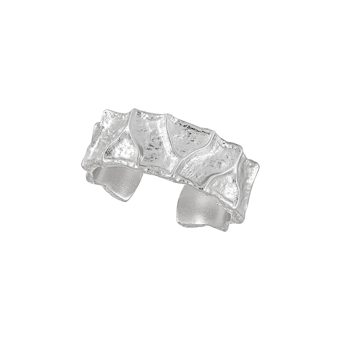 AURORA'S IRREGULAR PLEATED SILVER RING OPHRASTUDIO