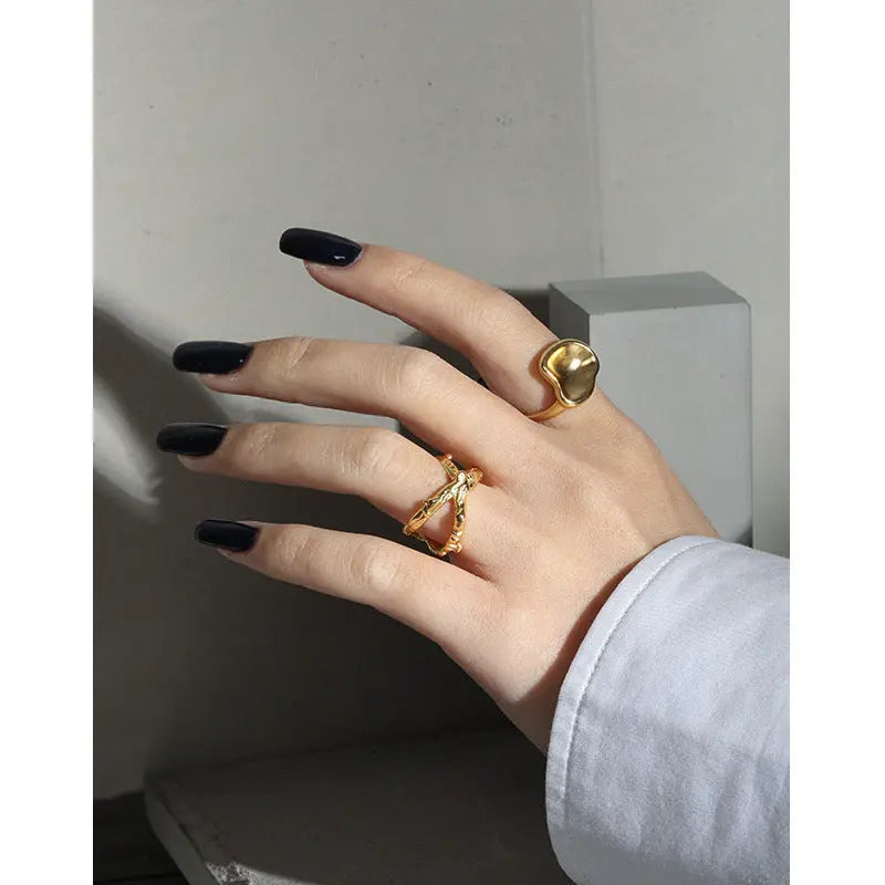 XANTHE'S X-TEXTURE SILVER RING - OPHRASTUDIO