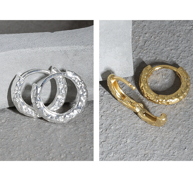 GEOMETRIC CIRCLE TEXTURE EAR BUCKLES OPHRASTUDIO