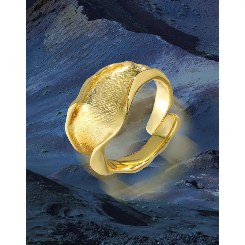 CALYPSO'S IRREGULAR TEXTURE SILVER RING - OPHRASTUDIO