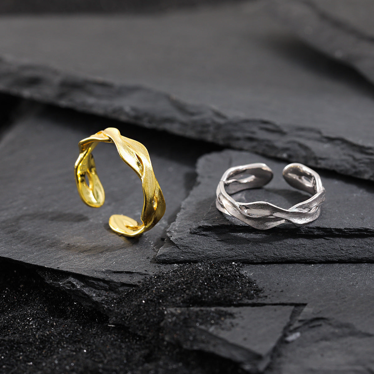 Mobius Band Ring OPHRASTUDIO