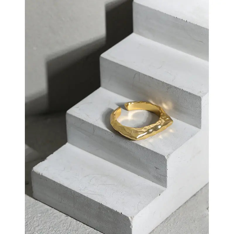 ELARA'S MINIMALIST TEXTURE SILVER RING - OPHRASTUDIO