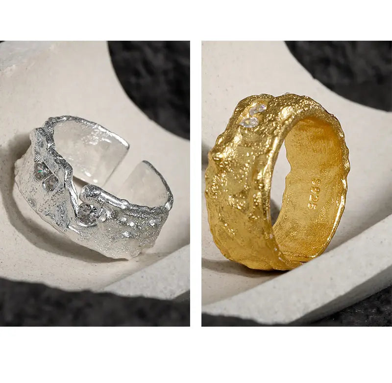 ARIADNE'S ZIRCON TEXTURE SILVER RING - OPHRASTUDIO