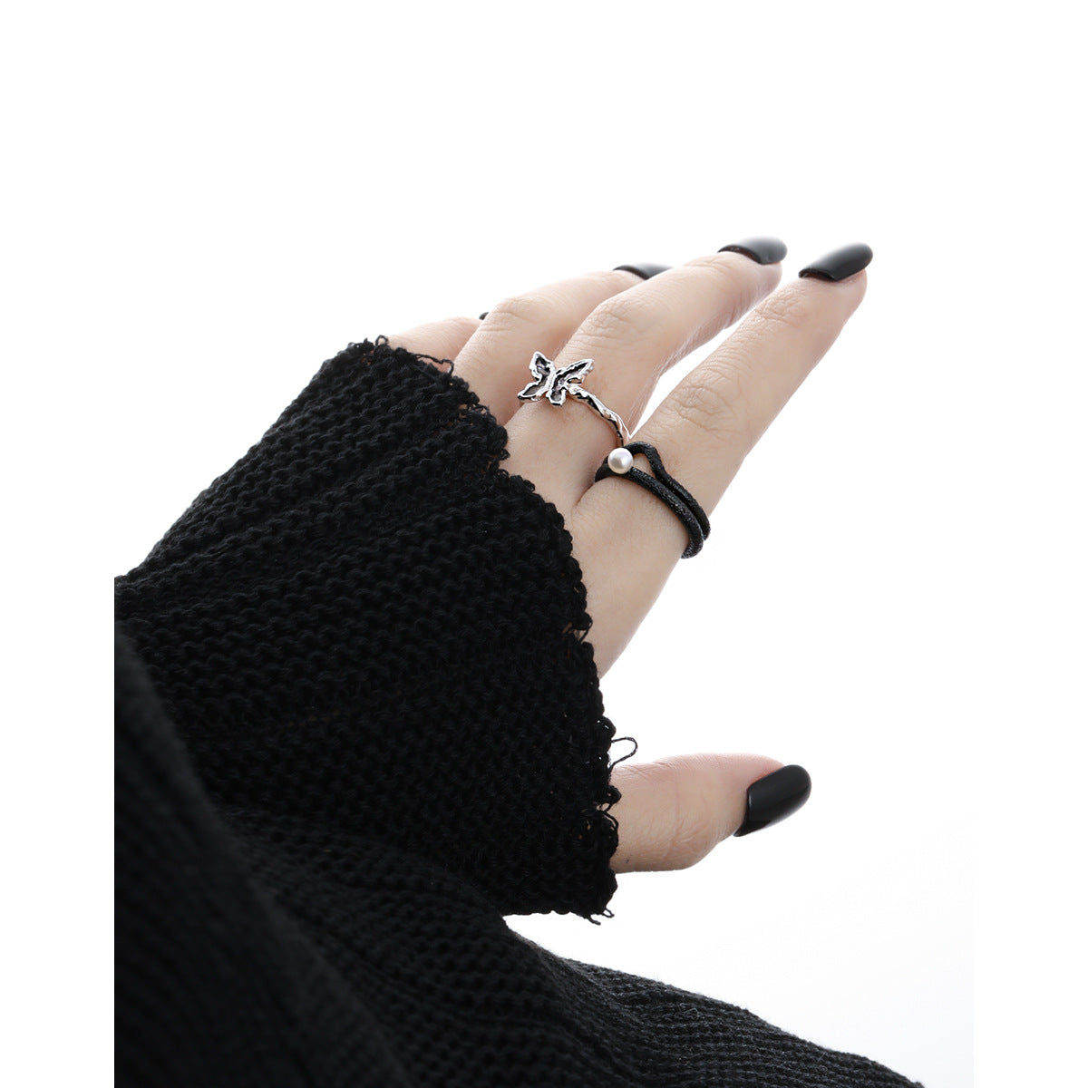 TIANA'S PEARL STRIPE SILVER RING OPHRASTUDIO