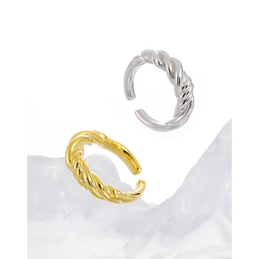 GUINEVERE'S TWIST SILVER RING OPHRASTUDIO