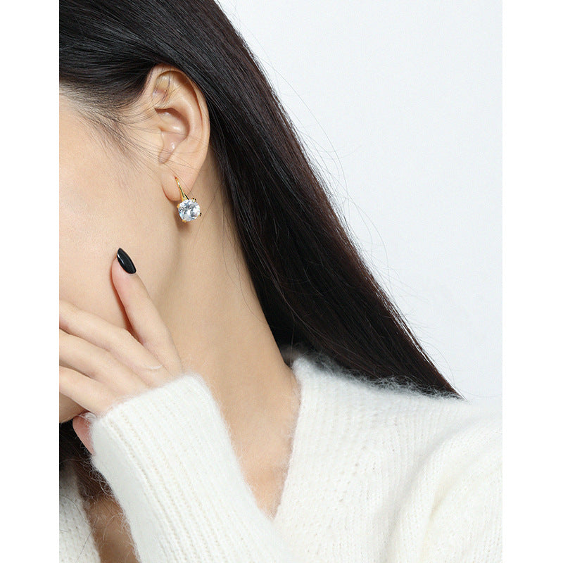 ASTRA'S SPARKLING SQUARE ZIRCON SILVER EARRINGS OPHRASTUDIO