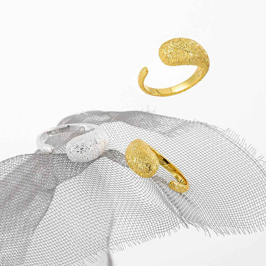 Cinderella's Symmetric Glitter Silver Statement Ring