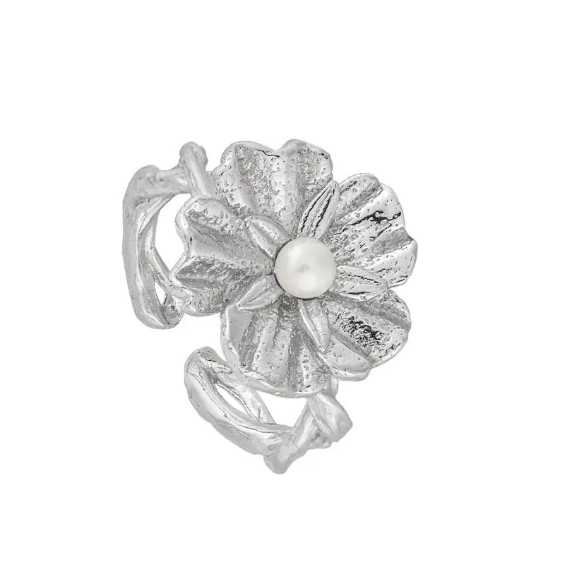 Cold Breeze Luxe Silver Pearl Ring