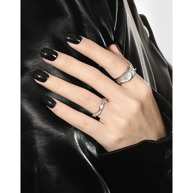 CALYPSO'S IRREGULAR TEXTURE SILVER RING - OPHRASTUDIO