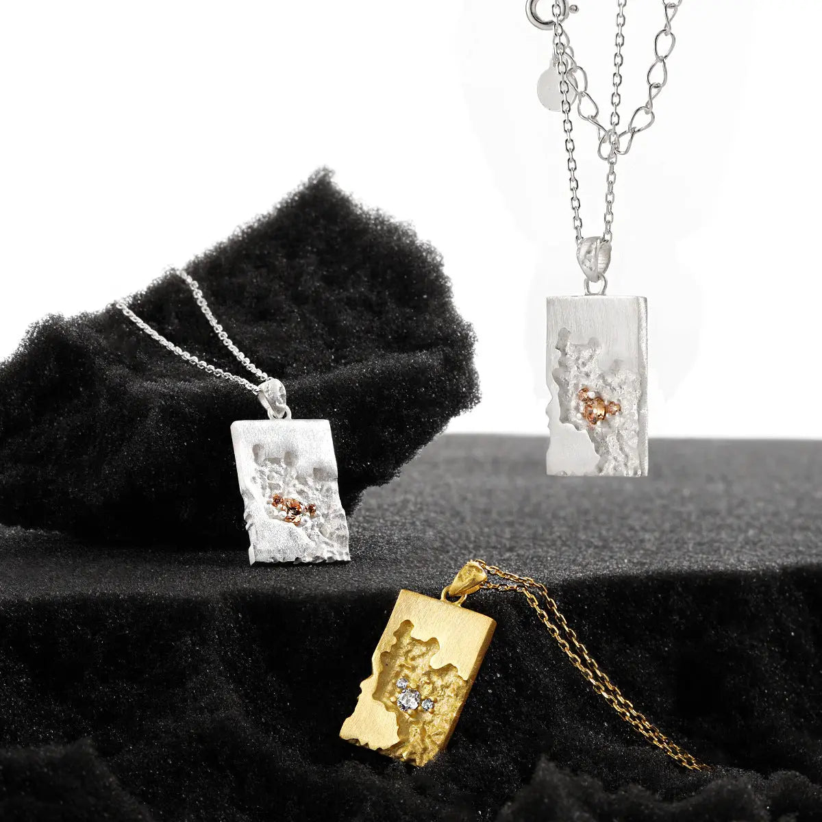 ASYMMETRY ALLURE NECKLACE - OPHRASTUDIO
