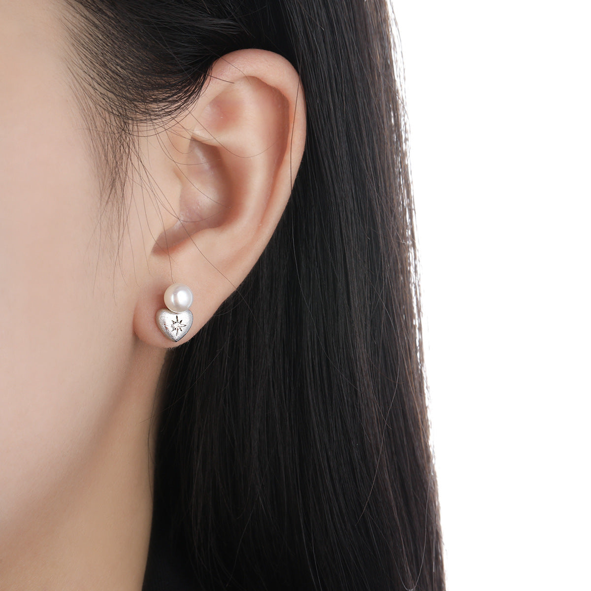 Lustre Heart Sterling Silver Stud Earrings OPHRASTUDIO
