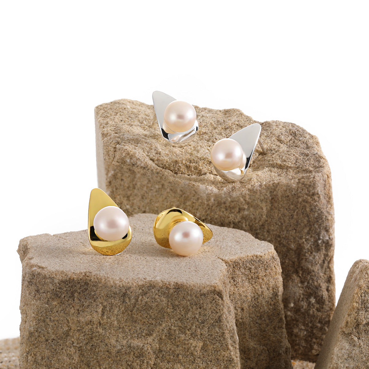 OPHELIA'S GEOMETRIC PEARL STUD EARRINGS OPHRASTUDIO