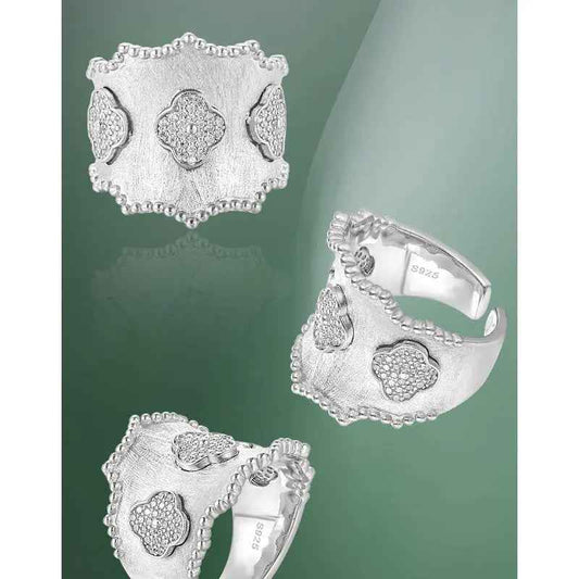 Éirinn's Luxury Clover Silver Statement Ring