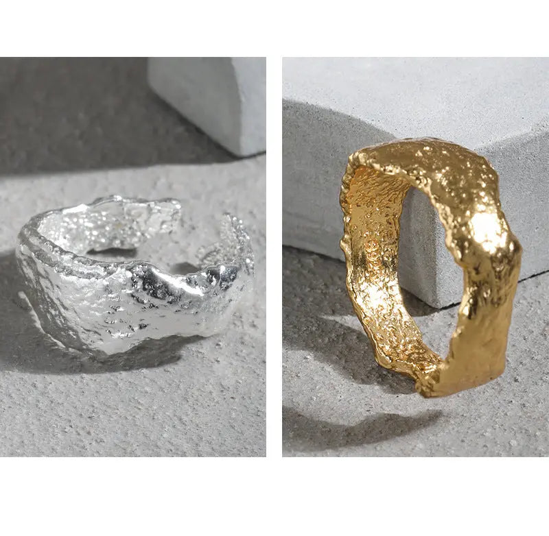 LYRA'S MINIMALIST TEXTURE SILVER RING - OPHRASTUDIO