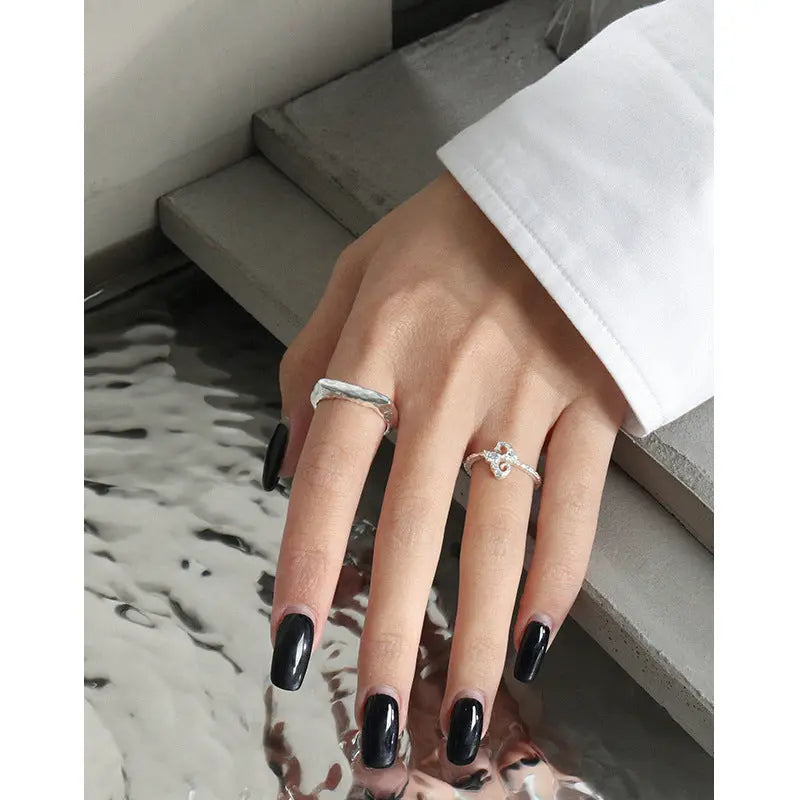 ELARA'S MINIMALIST TEXTURE SILVER RING - OPHRASTUDIO