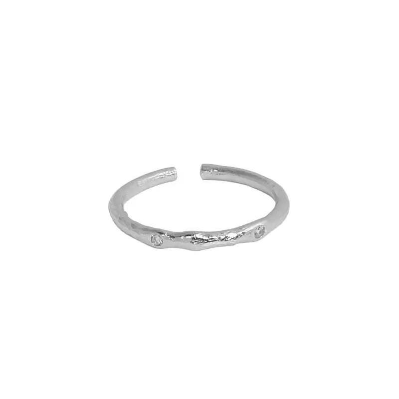 SERAPHINA'S IRREGULAR ZIRCON SILVER RING - OPHRASTUDIO