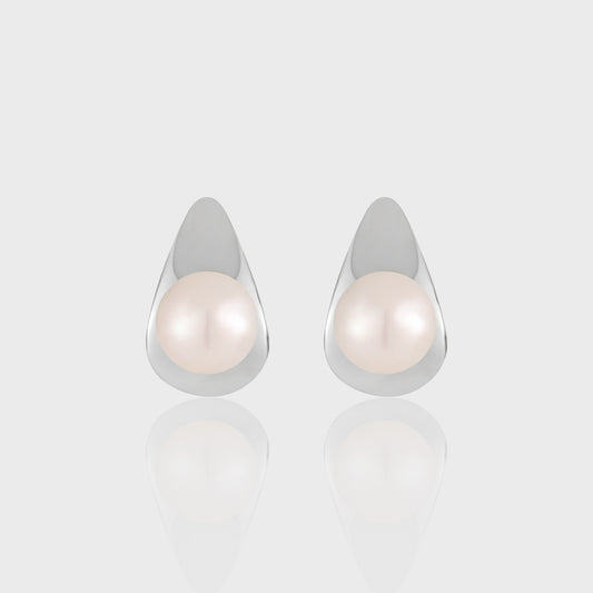 OPHELIA'S GEOMETRIC PEARL STUD EARRINGS OPHRASTUDIO